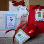 Christmas Gift Tags & Labels {Free Printables} Christmas Gift Tags & Labels {Free Printables}