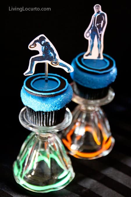 Tron Glowing Cupcakes Living Locurto Tron Glowing Cupcakes Living Locurto