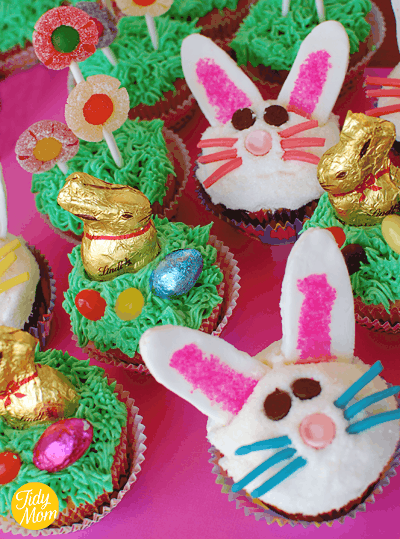 cute cupcakes for easter. super cute bunny cupcakes