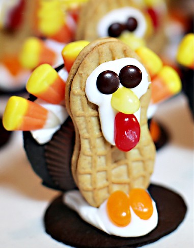 Turkey Cookie - Thanksgiving Fun Food Idea