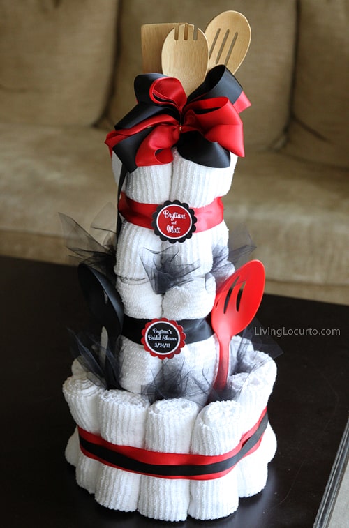 A towel cake can be a simple and fun wedding gift idea for a bride