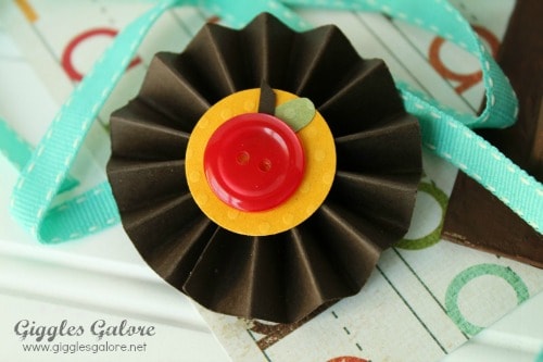 Back to School Time Capsule Craft by Giggles Galore. LivingLocurto.com