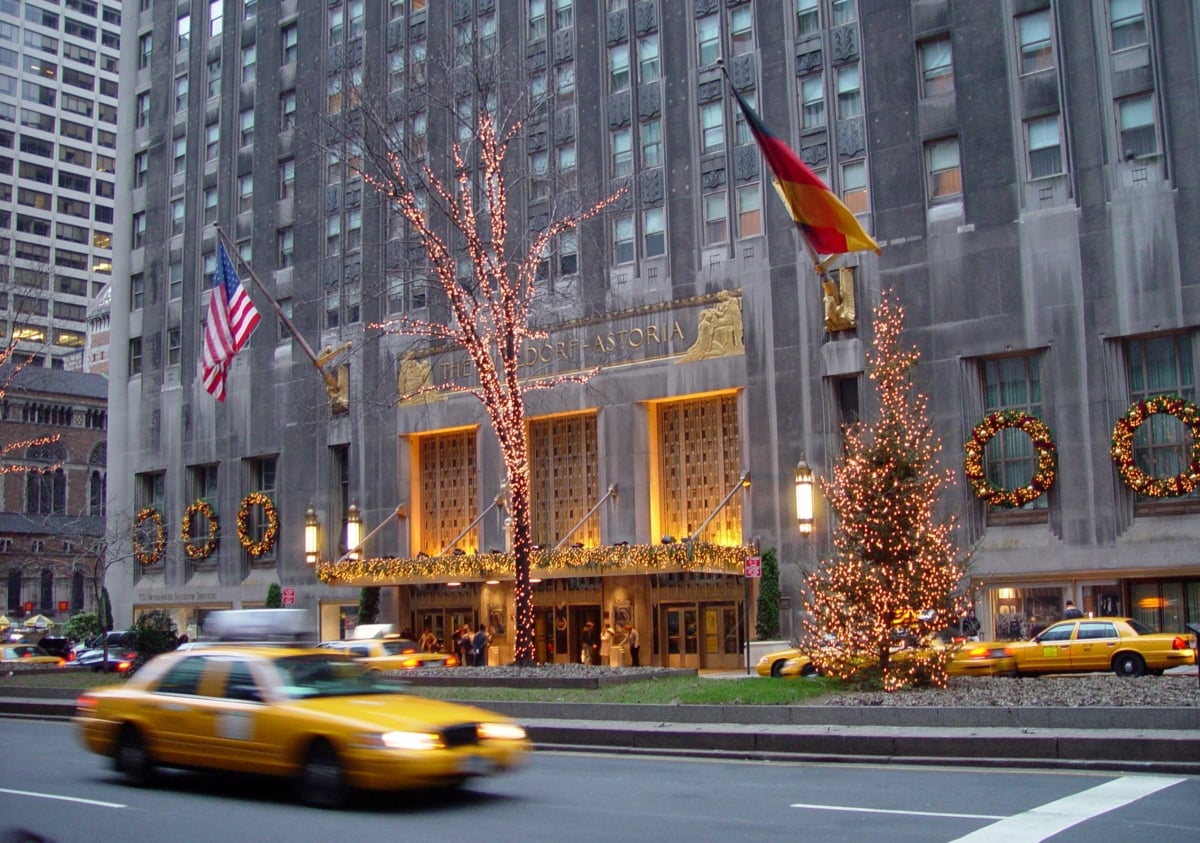 waldorf astoria new york christmas