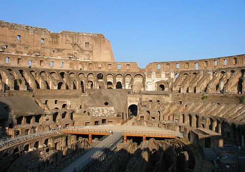 Romantic Vacation Ideas. Rome Colosseum Italy travel tips by LivingLocurto.com