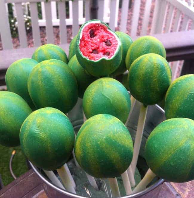 Watermelon cake pops. These creative Summer Cake Pops are perfect birthday or pool party desserts. From beach balls and sharks to lady bugs and crabs, enjoy these cute fun food ideas for cake pops! Watermelon cake pops. These creative Summer Cake Pops are perfect birthday or pool party desserts. From beach balls and sharks to lady bugs and crabs, enjoy these cute fun food ideas for cake pops!