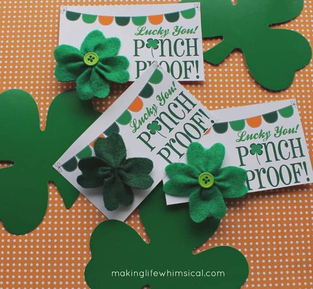 DIY shamrock pin with a FREE printable by Making Life Whimsical | #LivingCreative Thursday