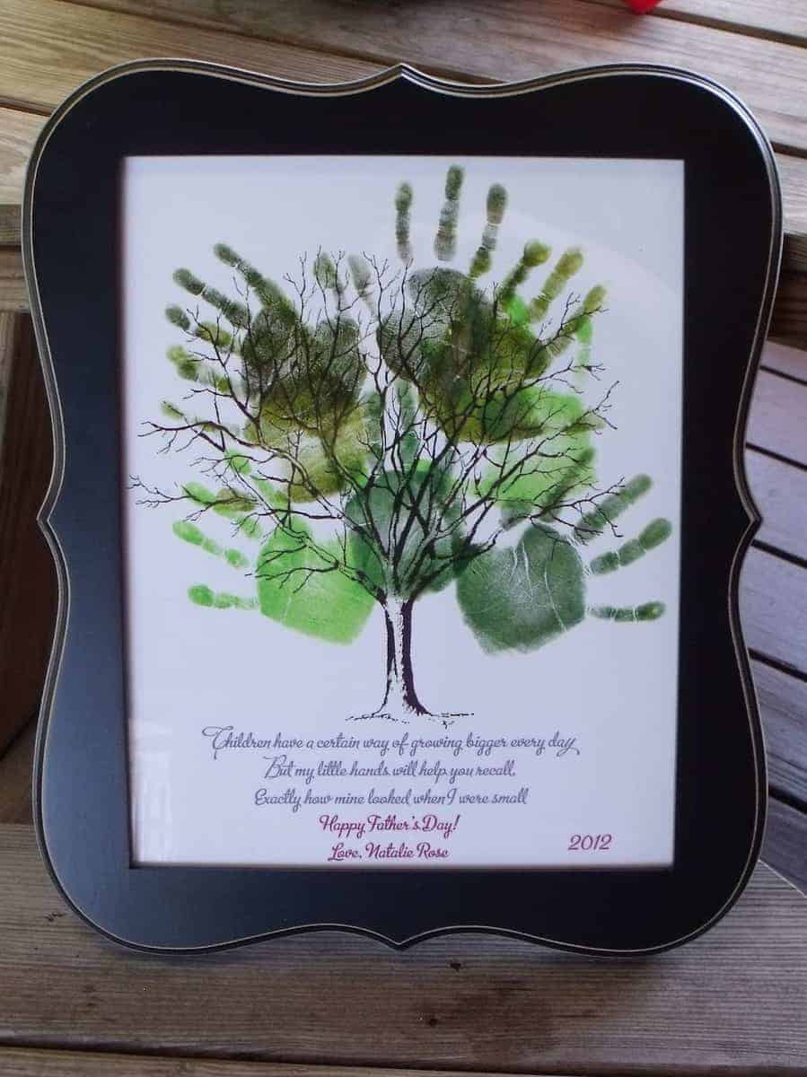 Father's Day Kids Handprint Keepsake Family Tree Art. Celebrate Dad with these easy Father's Day Gifts! Get free printables, recipes, crafts and simple homemade last minute gift ideas for men.