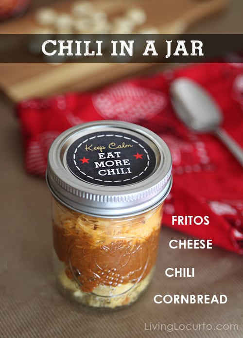 Chili in a Jar! Chili Party Ideas with free printables are simple dinner party ideas you can quickly throw together. Easy birthday, fall party or football party buffet.