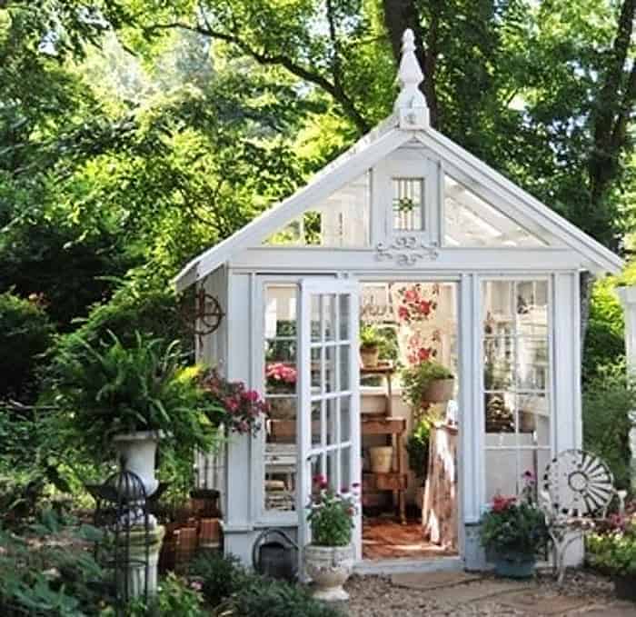 10 Darling She Sheds 6 she-sheds-01