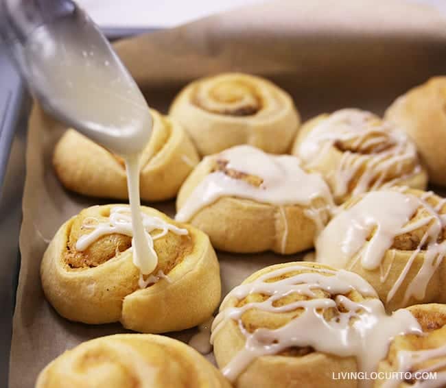 Hocus Pocus Buns 2 Pumpkin Spice Latte Cinnamon Rolls