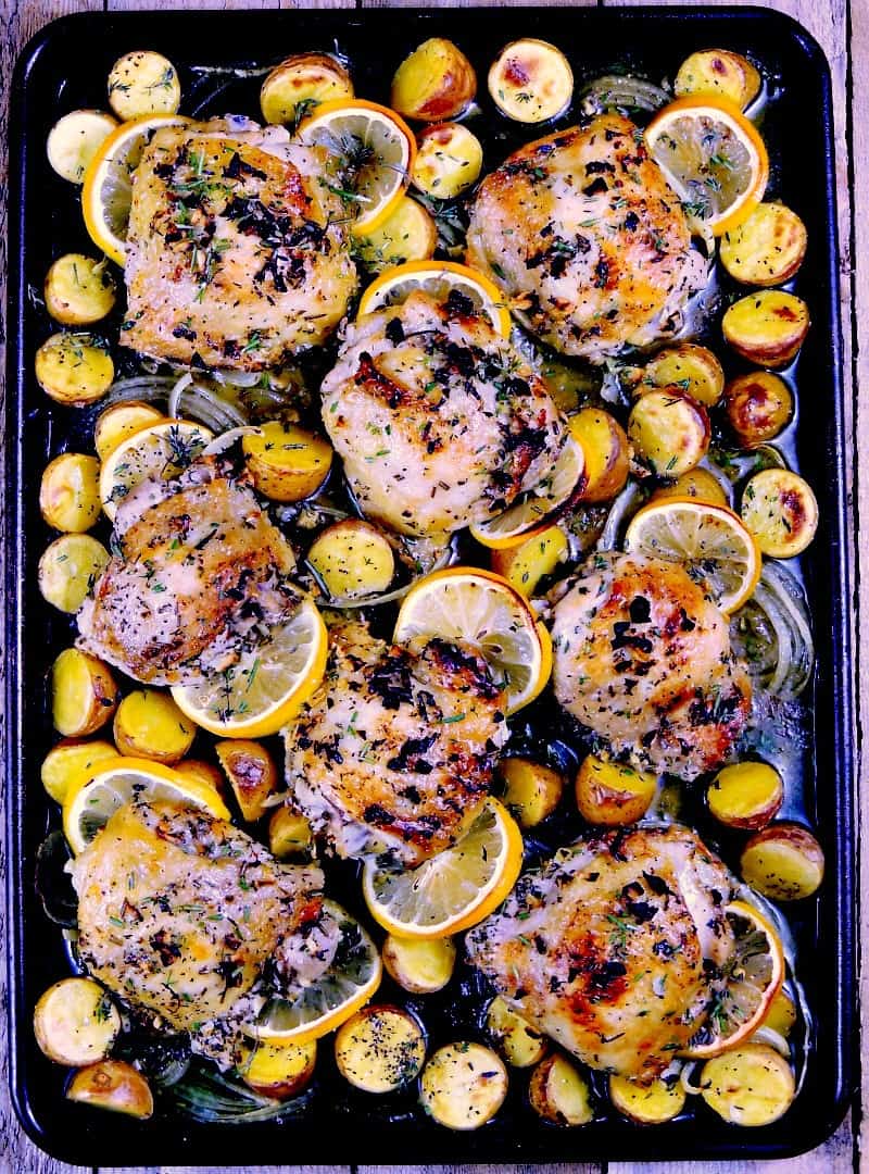 Favorite Sheet Pan Dinner Recipes | Easy One Pan Meals. Sheet Pan Lemon Chicken by http://www.bobbiskozykitchen.com