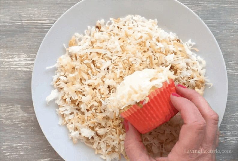 Cute Chicken Cupcakes 4 How To Make Vanilla Coconut Chicken Cupcakes