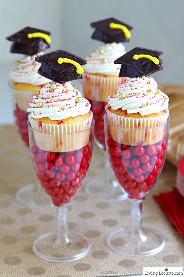 Funfetti Graduation Cupcakes | Easy Graduation Party Ideas