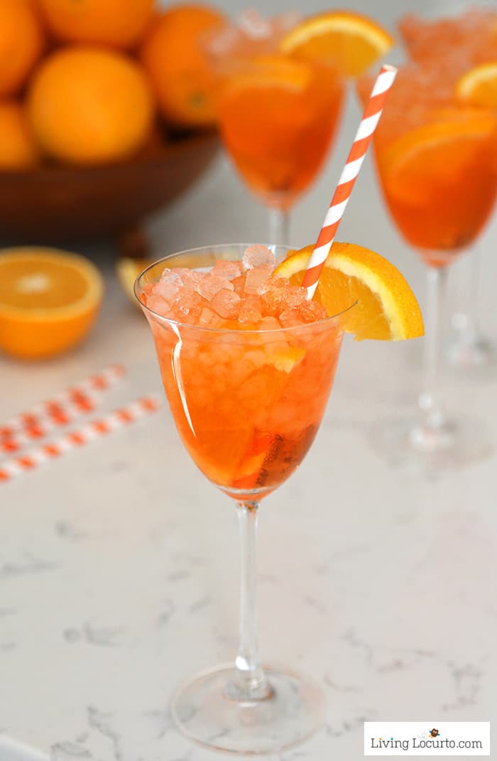 https://www.livinglocurto.com/wp-content/uploads/2018/07/Aperol-Spritz-Recipe-Easy-Skinny-Cocktail-Drink.jpg