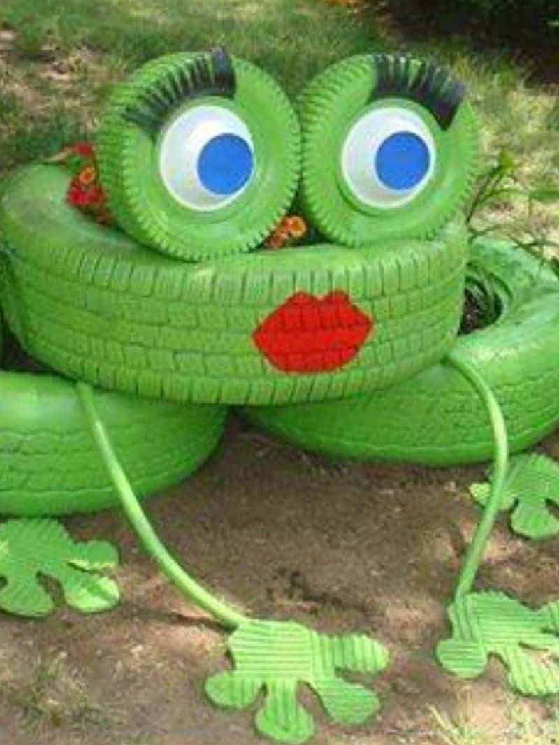 5 Easy Recycled Yard Art Ideas Living Locurto