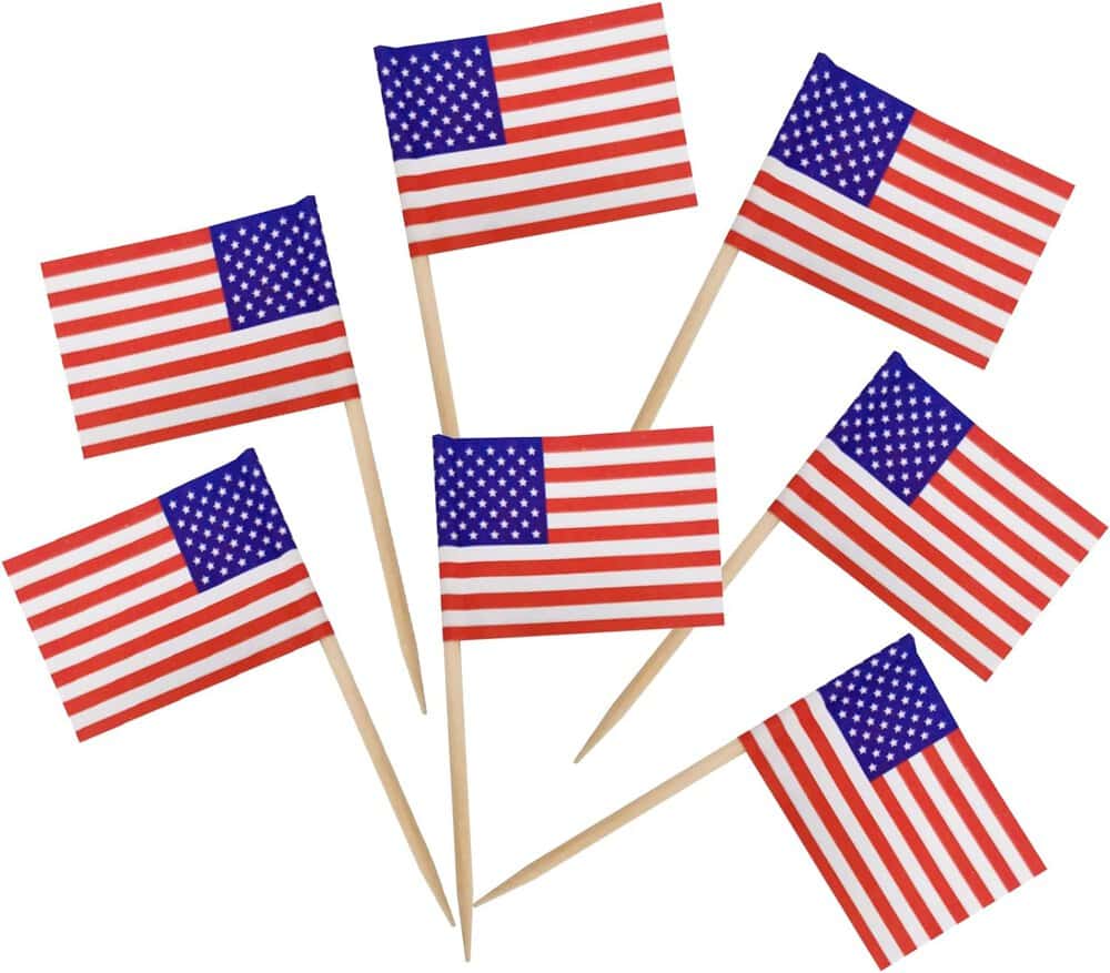 4th of July Funfetti Cupcakes 5 small flags