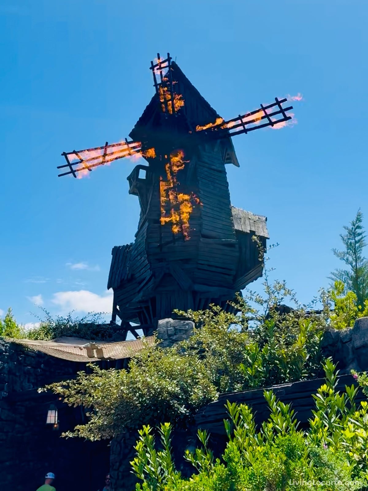 Universal Epic Universe 10 Essential Tips You MUST Know - Dark Universe Burning Blade