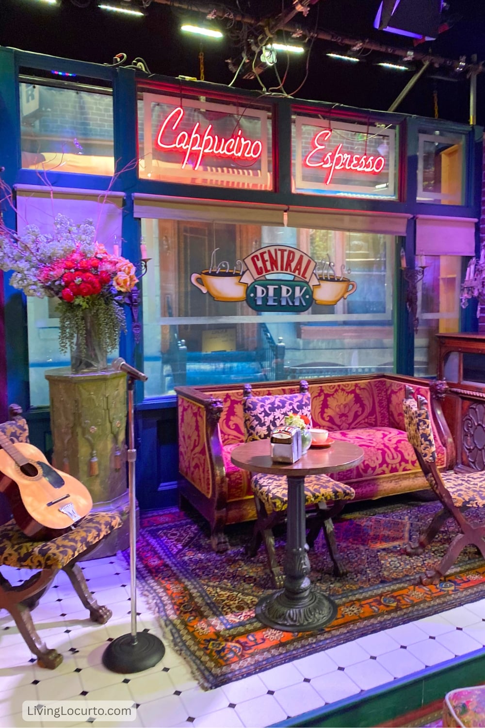 3 Days in Los Angeles - The Ultimate Itinerary 4 Friends Set Central Perk 3 Days in Los Angeles - The Ultimate Travel Itinerary WB Studios