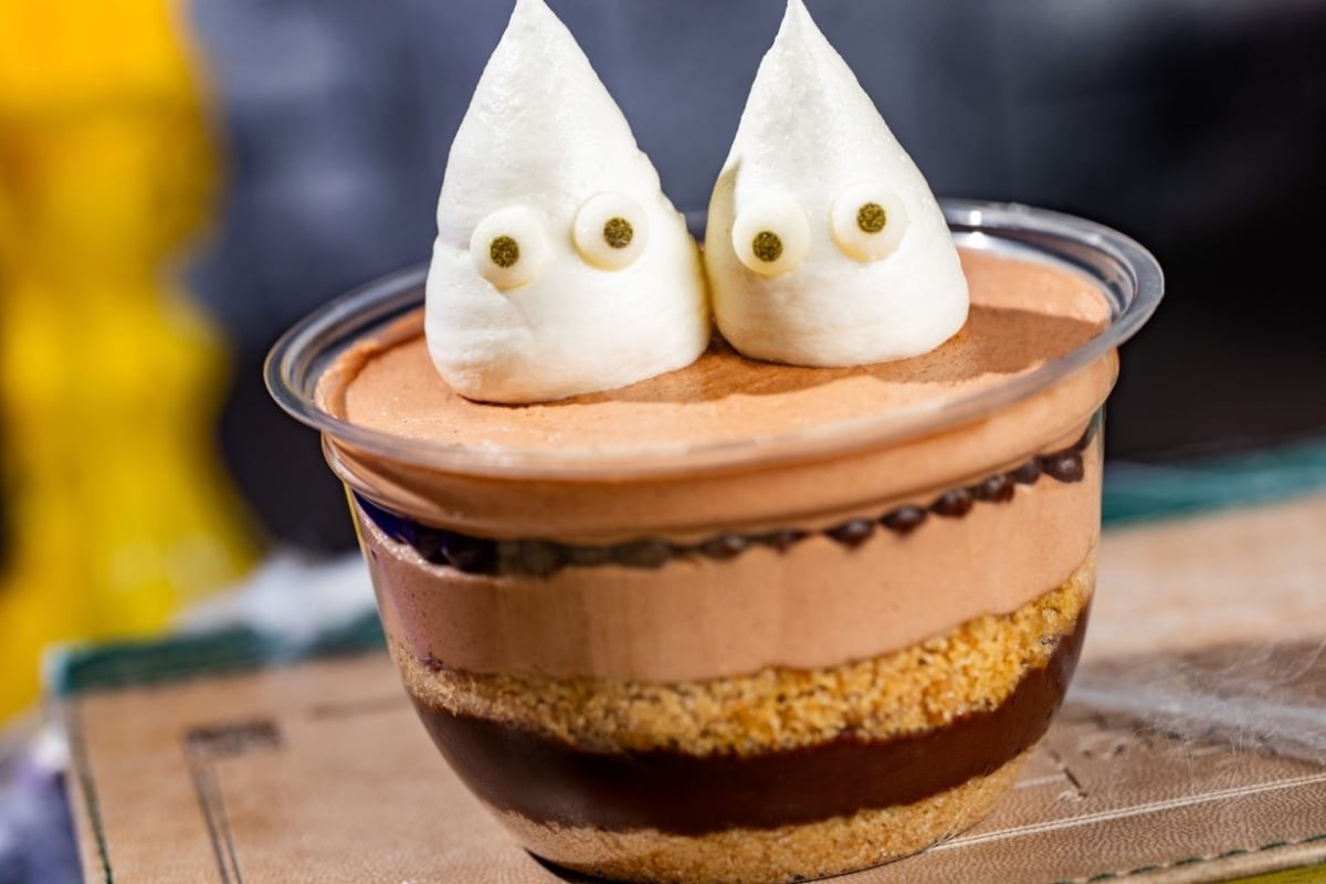 11 Best Disney Halloween Snacks at Animal Kingdom 14 Disney Halloween Snacks S’mores Cup