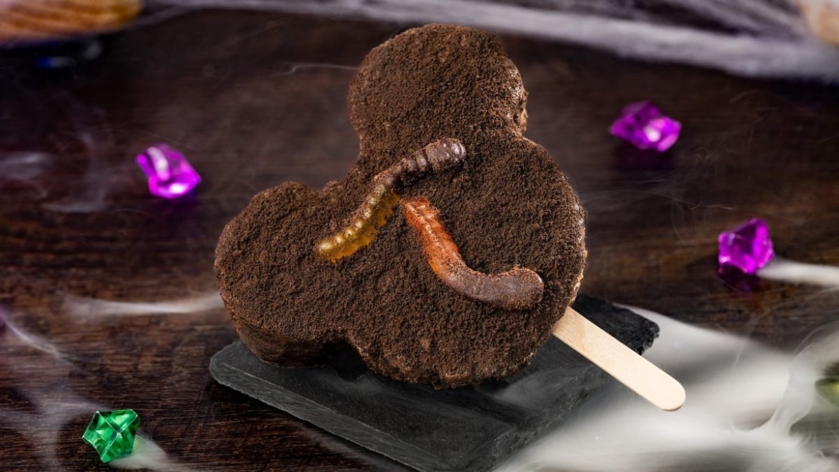 11 Best Disney Halloween Snacks at Animal Kingdom 9 Disney Halloween Snacks at Animal Kingdom Mickey Dirt n worms cereal treat