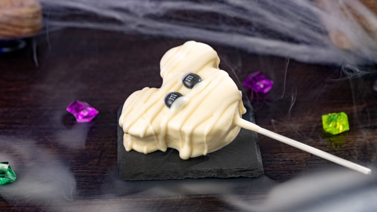 11 Best Disney Halloween Snacks at Animal Kingdom 12 Disney Halloween Snacks at Animal Kingdom Mickey Mummy Marshmallow Pop